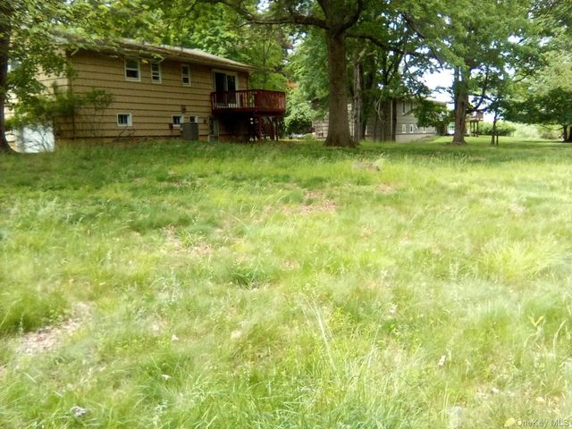 5 Flamingo Lane, Spring Valley, NY 10977