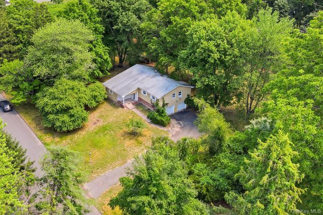 5 Flamingo Lane, Spring Valley, NY 10977