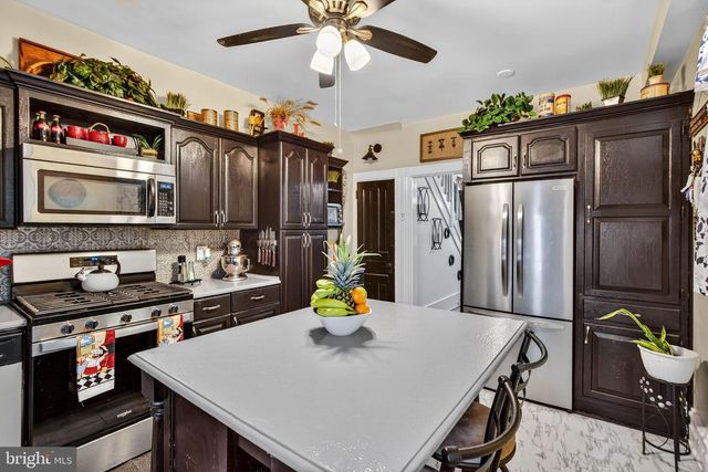 110 PEARL ST, Lancaster, PA 17603