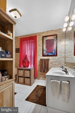 110 PEARL ST, Lancaster, PA 17603