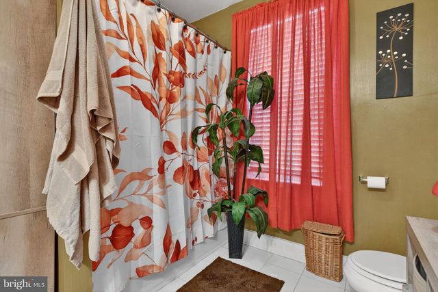 110 PEARL ST, Lancaster, PA 17603