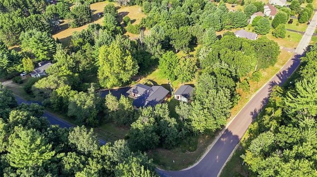 7375 S Lowes Creek Road, Eau Claire, WI 54701