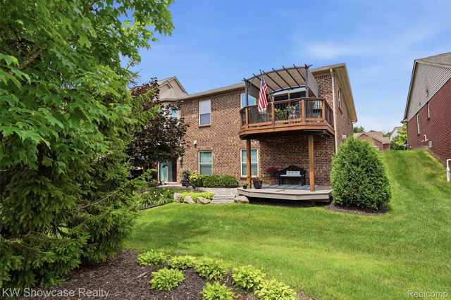 2265 Brigantine, Commerce Charter Township, MI 48382