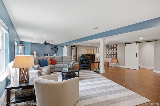 2265 Brigantine, Commerce Charter Township, MI 48382