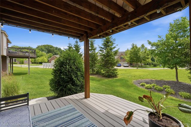 2265 Brigantine, Commerce Charter Township, MI 48382