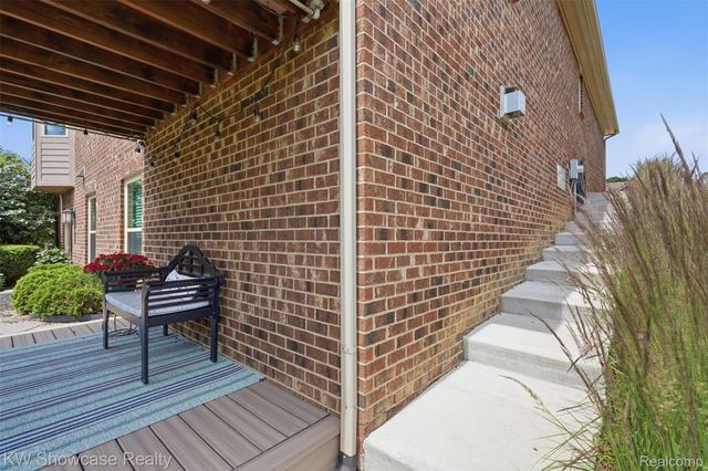 2265 Brigantine, Commerce Charter Township, MI 48382