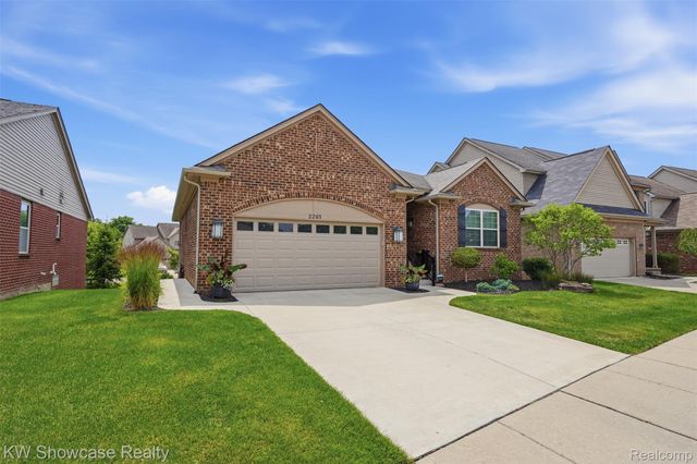 2265 Brigantine, Commerce Charter Township, MI 48382