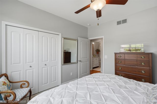 2265 Brigantine, Commerce Charter Township, MI 48382