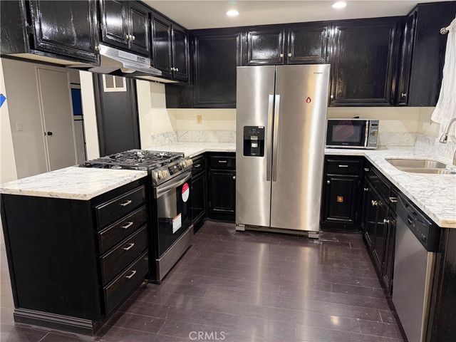 329 Genoa Street D, Monrovia, CA 91016