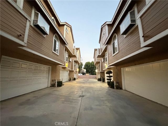 329 Genoa Street D, Monrovia, CA 91016