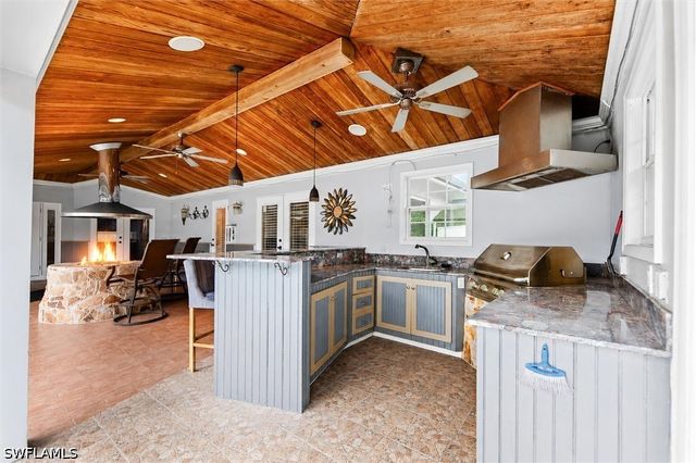 93 7th ST, Bonita Springs, FL 34134