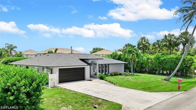 93 7th ST, Bonita Springs, FL 34134