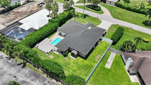 93 7th ST, Bonita Springs, FL 34134