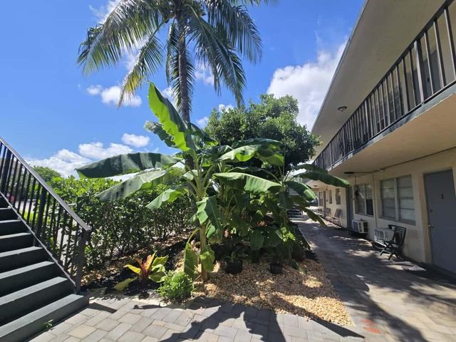 620 S Broadway 9, Lantana, FL 33462