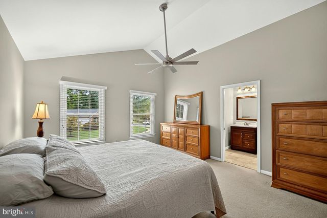 13801 SPRINGSTONE DR, Clifton, VA 20124