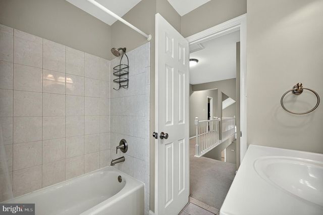 13801 SPRINGSTONE DR, Clifton, VA 20124