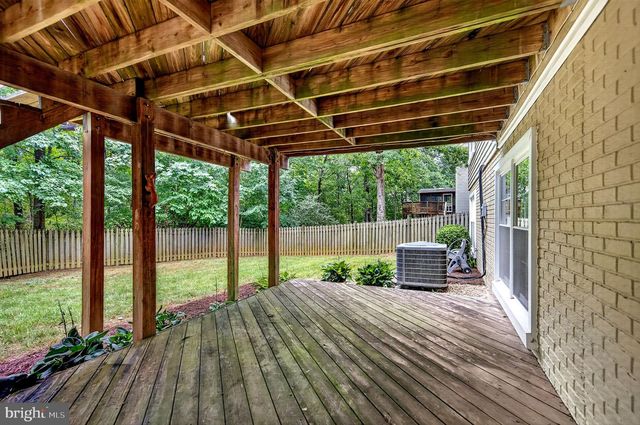 13801 SPRINGSTONE DR, Clifton, VA 20124