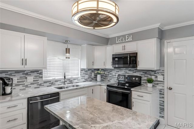 14873 Mondoubleau Lane, Florissant, MO 63034