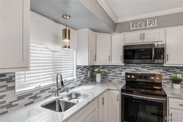 14873 Mondoubleau Lane, Florissant, MO 63034