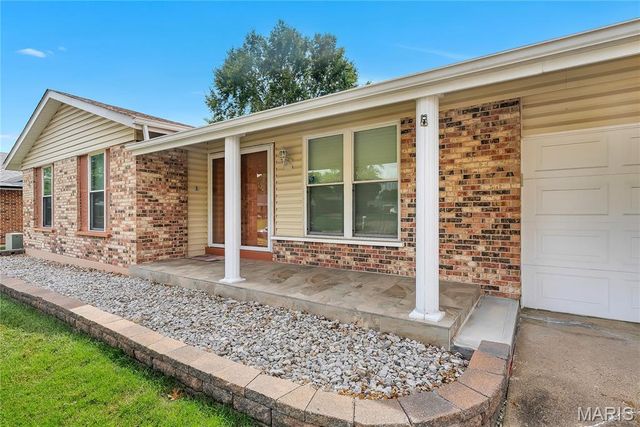 14873 Mondoubleau Lane, Florissant, MO 63034