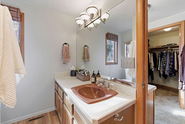 1686 NE Negus Way, Redmond, OR 97756