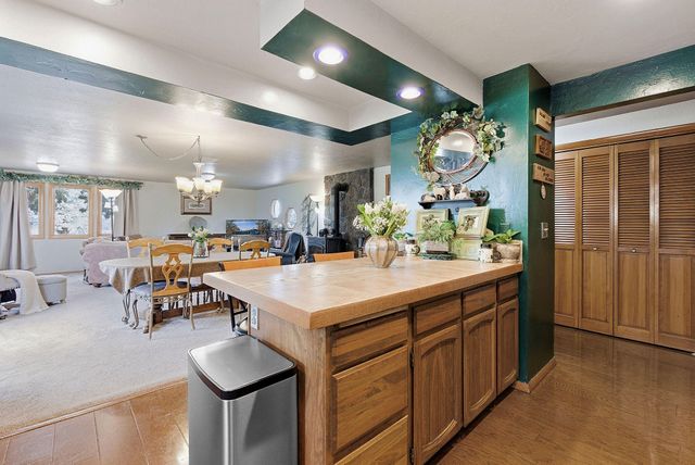 1686 NE Negus Way, Redmond, OR 97756