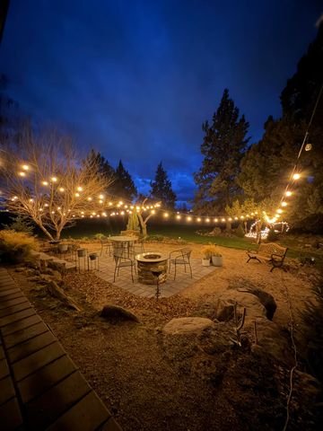 1686 NE Negus Way, Redmond, OR 97756