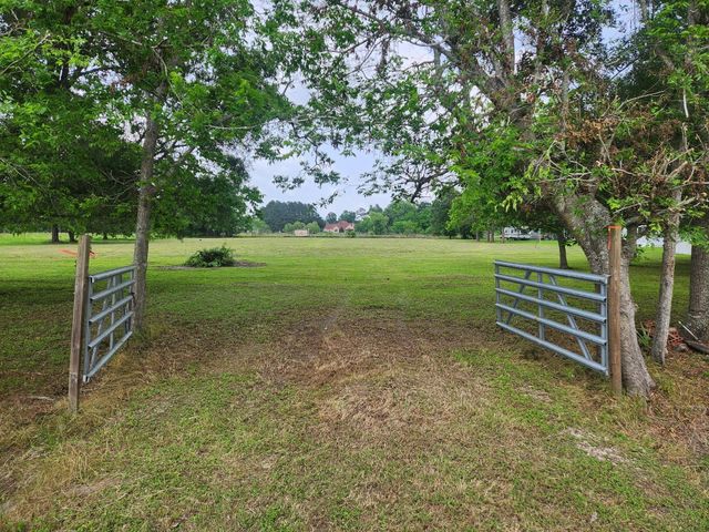 2121 County Road 6026, Dayton, TX 77535