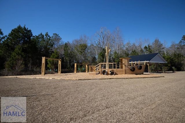 75 Tatum Trail NE, Ludowici, GA 31316