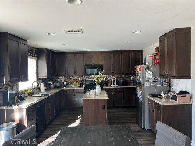 1061 Lillies, Beaumont, CA 92223