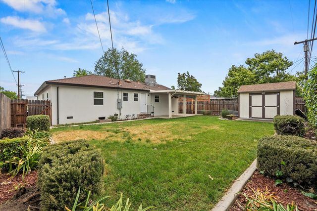 5408 Helen Way, Sacramento, CA 95822