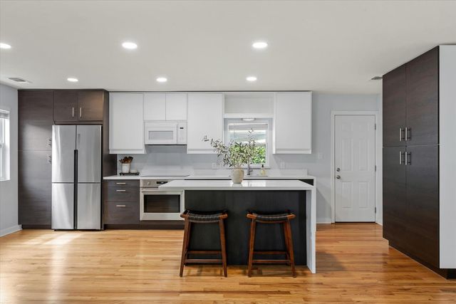 5408 Helen Way, Sacramento, CA 95822