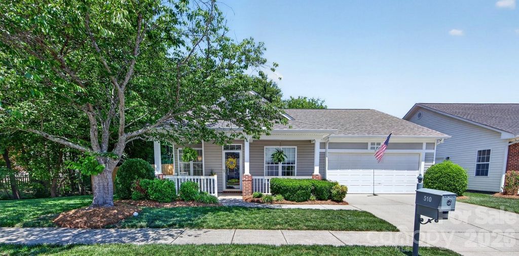 510 Ridgely Green Drive, Pineville, NC 28134