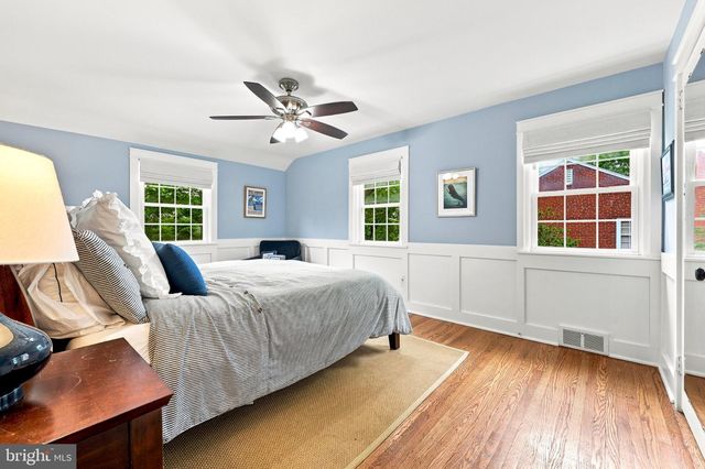517 LINDLEY RD, Glenside, PA 19038