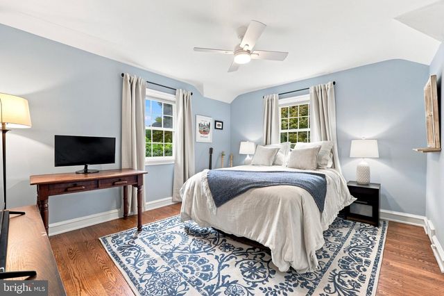 517 LINDLEY RD, Glenside, PA 19038
