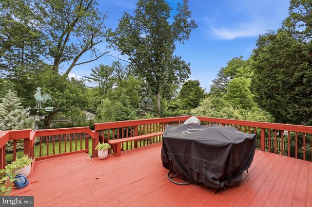 517 LINDLEY RD, Glenside, PA 19038