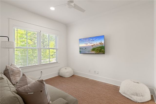 1153 Ocean Blvd, St Simons Island, GA 31522