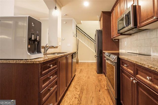 2396 Meadow Falls Lane, Duluth, GA 30097