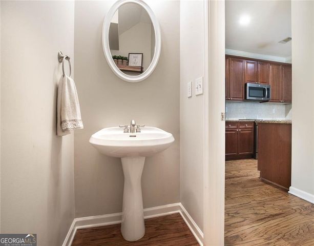 2396 Meadow Falls Lane, Duluth, GA 30097