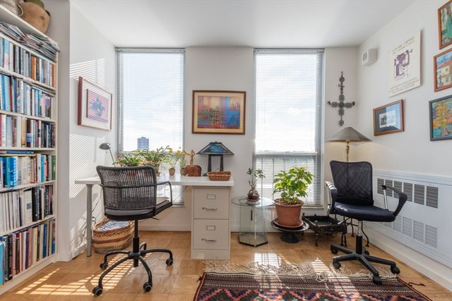 77 Pond Ave 1506, Brookline, MA 02445