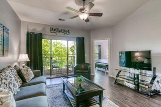 813 Holiday Ridge, H-11, Branson, MO 65616