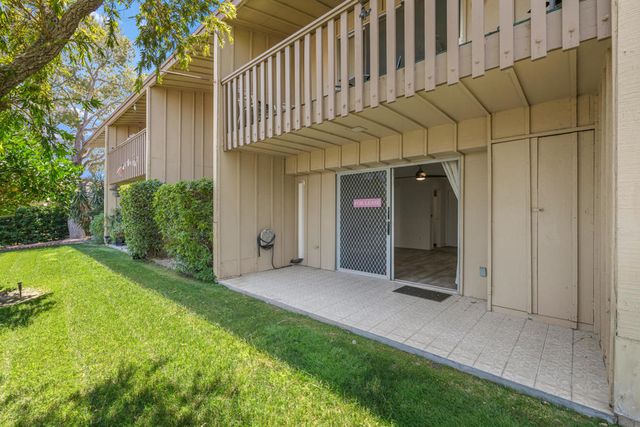 77835 California Drive C2, Palm Desert, CA 92211