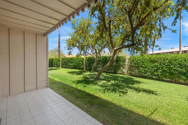 77835 California Drive C2, Palm Desert, CA 92211