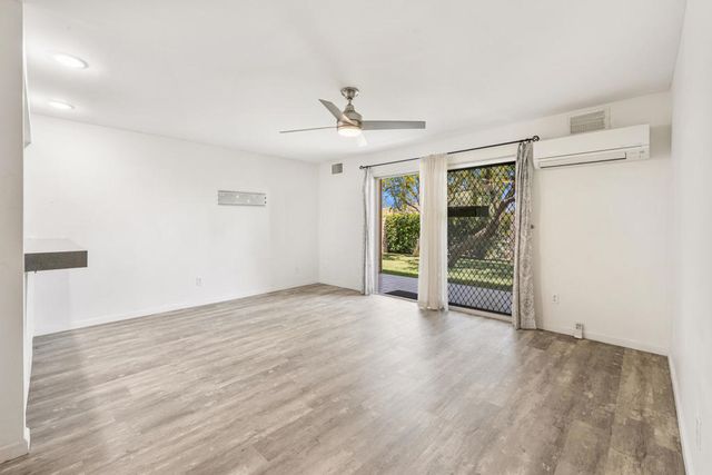 77835 California Drive C2, Palm Desert, CA 92211