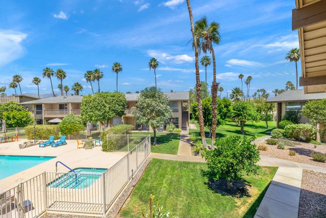 77835 California Drive C2, Palm Desert, CA 92211
