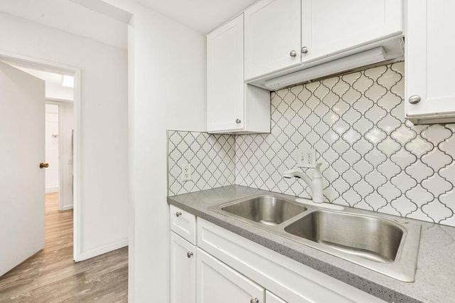 77835 California Drive C2, Palm Desert, CA 92211