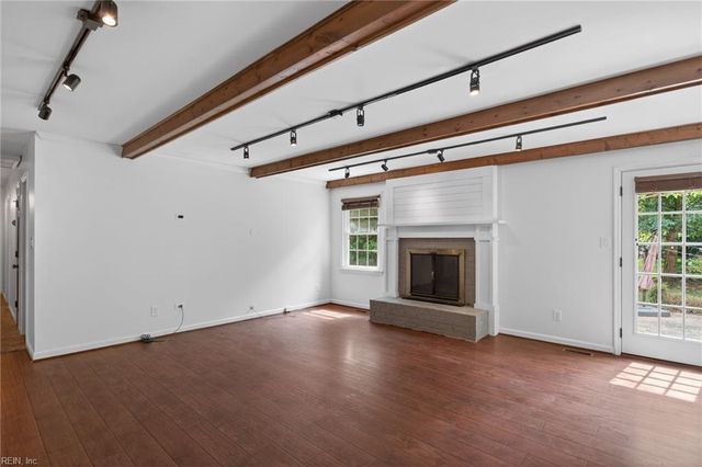 612 Old Dominion RD, Yorktown, VA 23692