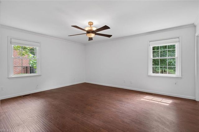 612 Old Dominion RD, Yorktown, VA 23692