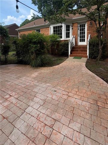612 Old Dominion RD, Yorktown, VA 23692