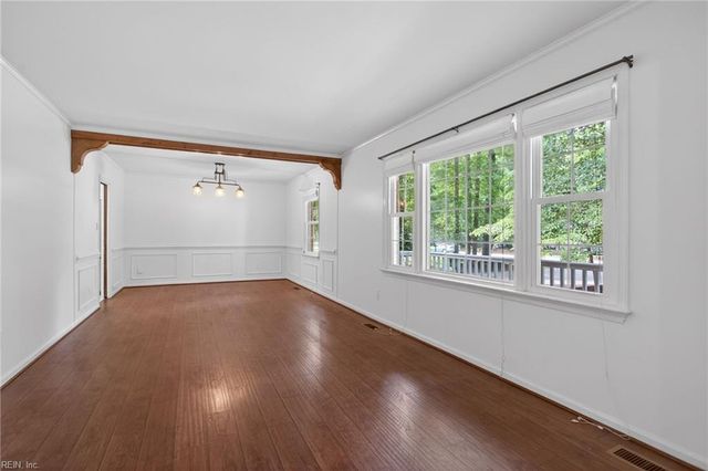612 Old Dominion RD, Yorktown, VA 23692